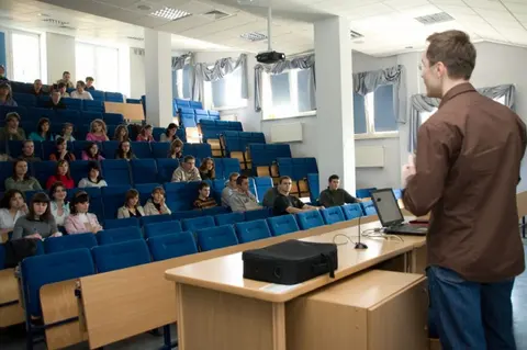 Wyższa Szkoła Informatyki i Zarządzania z siedzibą w Rzeszowie — zdjęcie z galerii