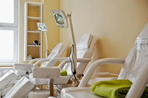 PRACOWNIE KOSMETOLOGII - Prywatna Wyższa Szkoła Nauk Społecznych, Komputerowych i Medycznych