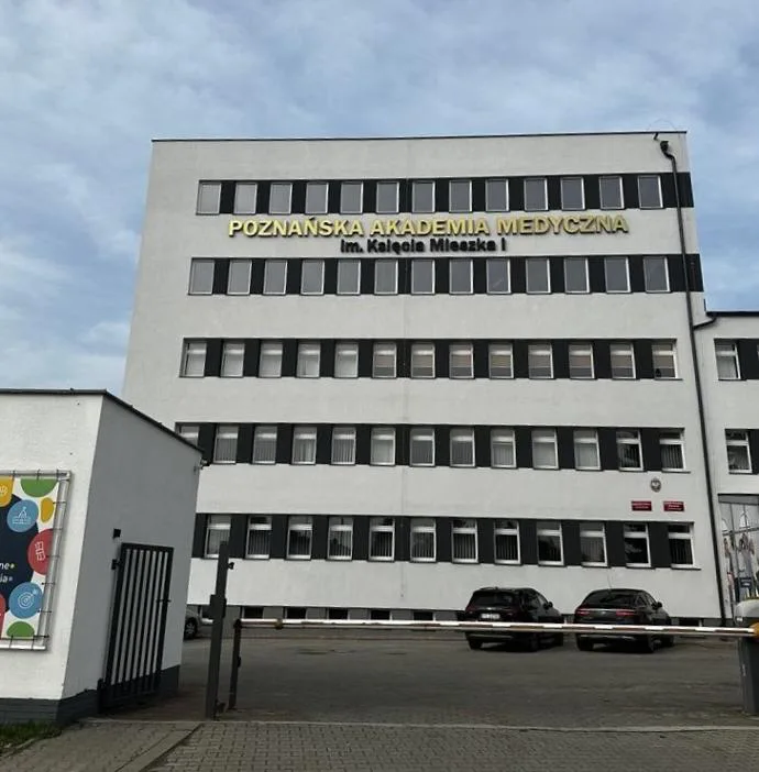 Poznańska Akademia Medyczna im. Księcia Mieszka I PAM — materiał ilustracyjny