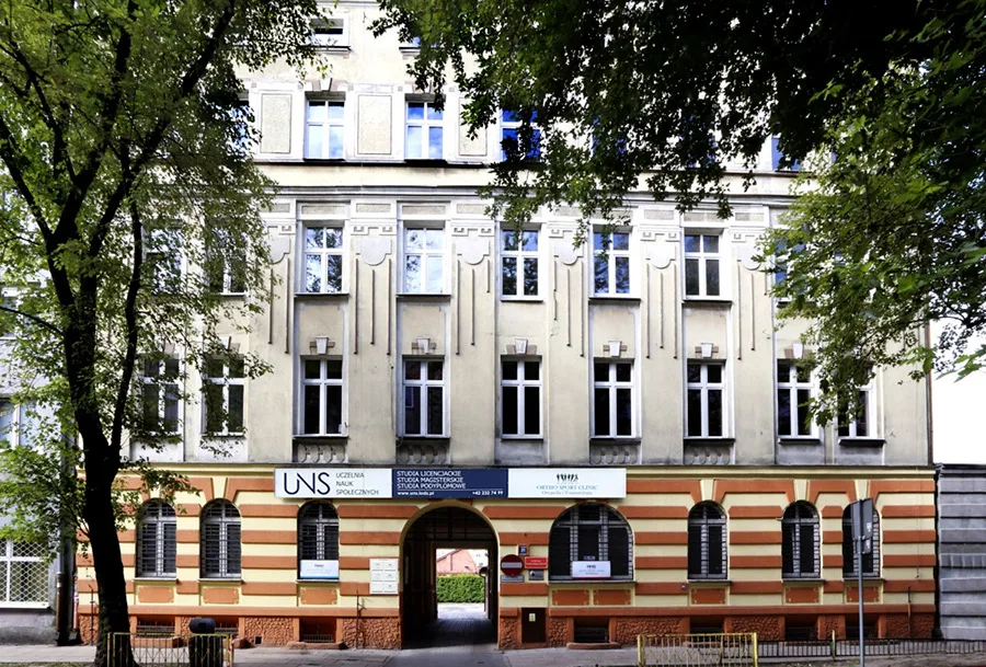 Uczelnia Nauk Społecznych — materiał ilustracyjny