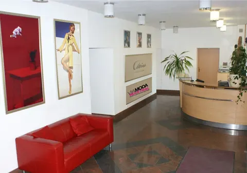 Budynek VIAMODA INDUSTRIAL – hol i recepcja