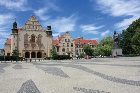  Uniwersytet im. Adama Mickiewicza w Poznaniu