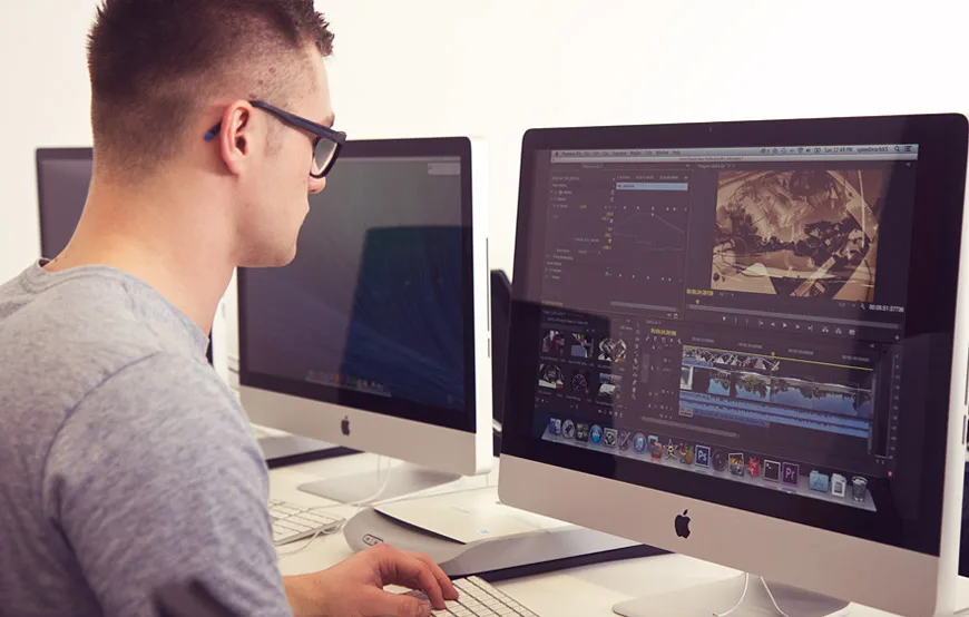 Wyższa Szkoła Informatyki i Zarządzania z siedzibą w Rzeszowie — materiał ilustracyjny