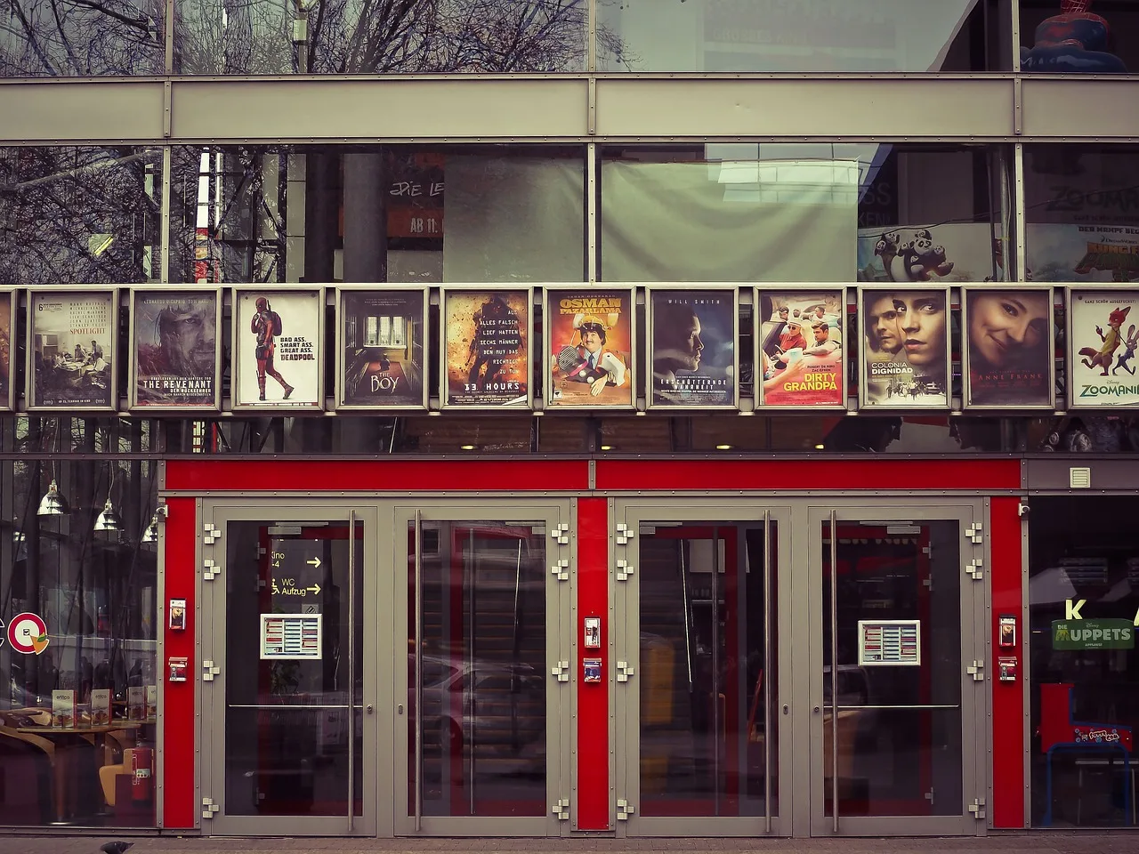 Instytut Filmu, Mediów i Sztuk Audiowizualnych UAM — materiał ilustracyjny