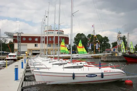 Akademia Wychowania Fizycznego i Sportu im. Jędrzeja Śniadeckiego w Gdańsku — zdjęcie z galerii