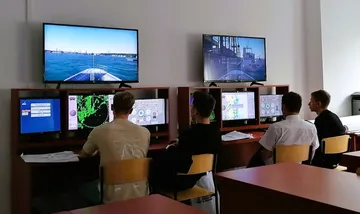 Pracownia symulatorów nawigacyjnych