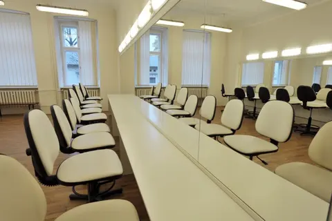 Krakowska Wyższa Szkoła Promocji Zdrowia — zdjęcie z galerii
