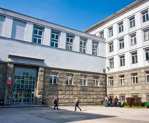 WYDZIAŁ GÓRNICTWA I GEOLOGII - Gliwice, ul. Akademicka 2