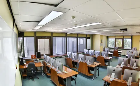 Wyższa Szkoła Technologii Informatycznych w Katowicach