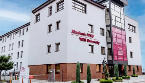 Akademia WSB — zdjęcie z galerii