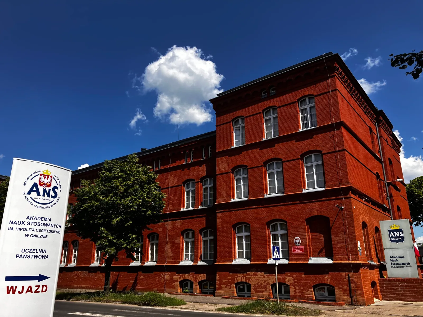 Akademia Nauk Stosowanych im. Hipolita Cegielskiego w Gnieźnie, Uczelnia Państwowa — materiał ilustracyjny